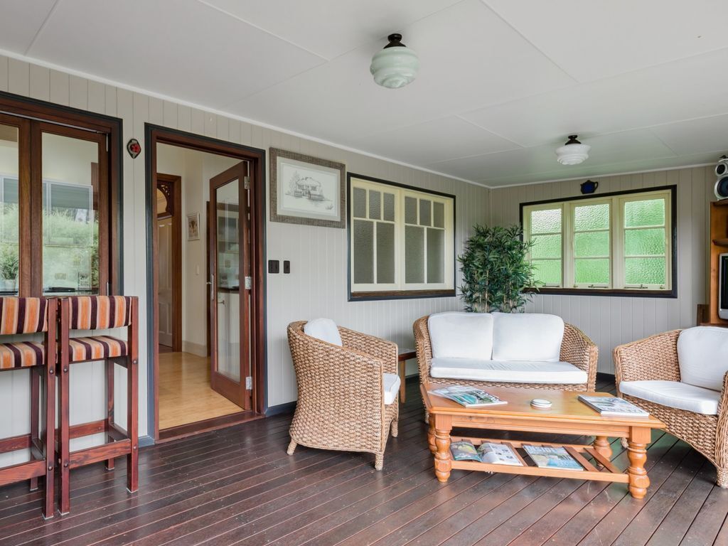 Gracious Spacious & Charming Queenslander, Walk Into Maleny