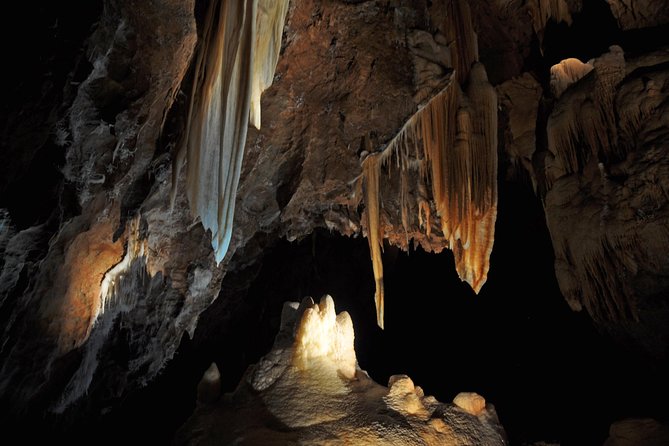 Jenolan Caves: Temple of Baal Cave Tour