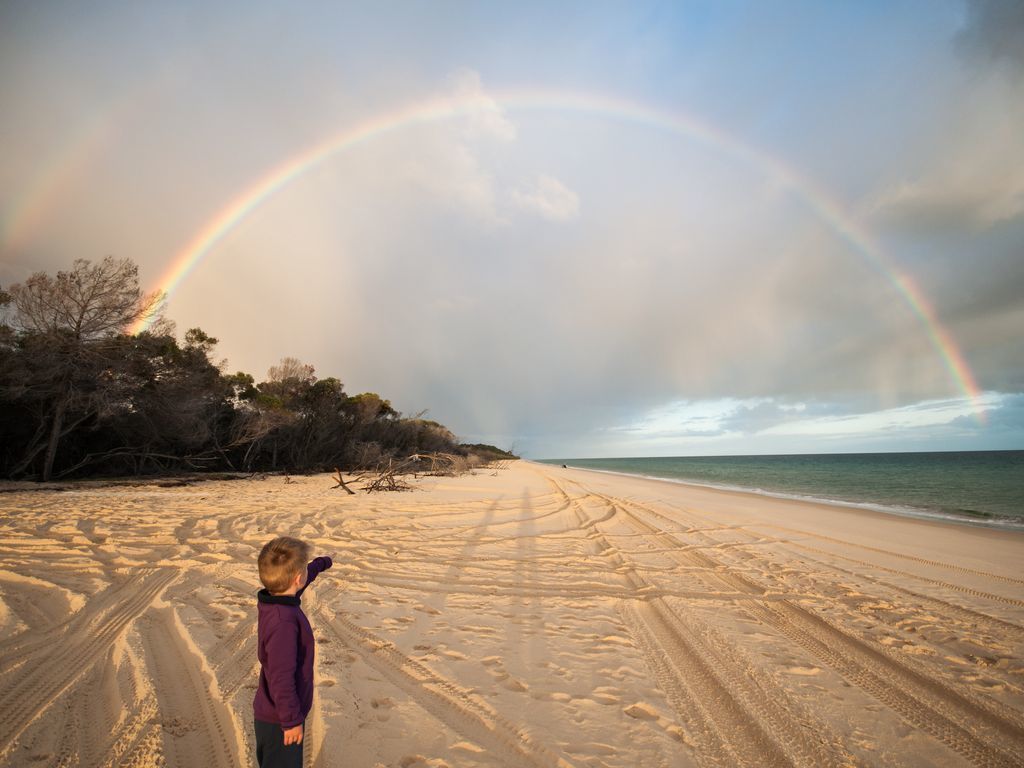 Fraser Island, The Taxi House. Sleeps 9 People