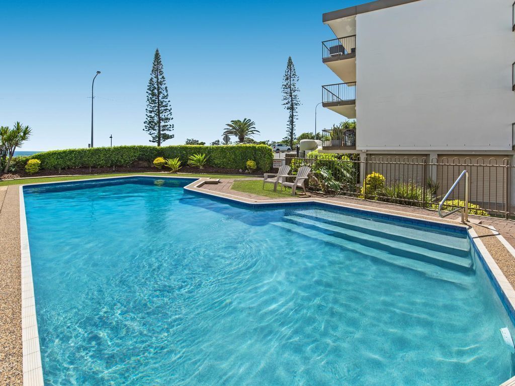 Beachfront Apartment With Balcony, Parking and Views