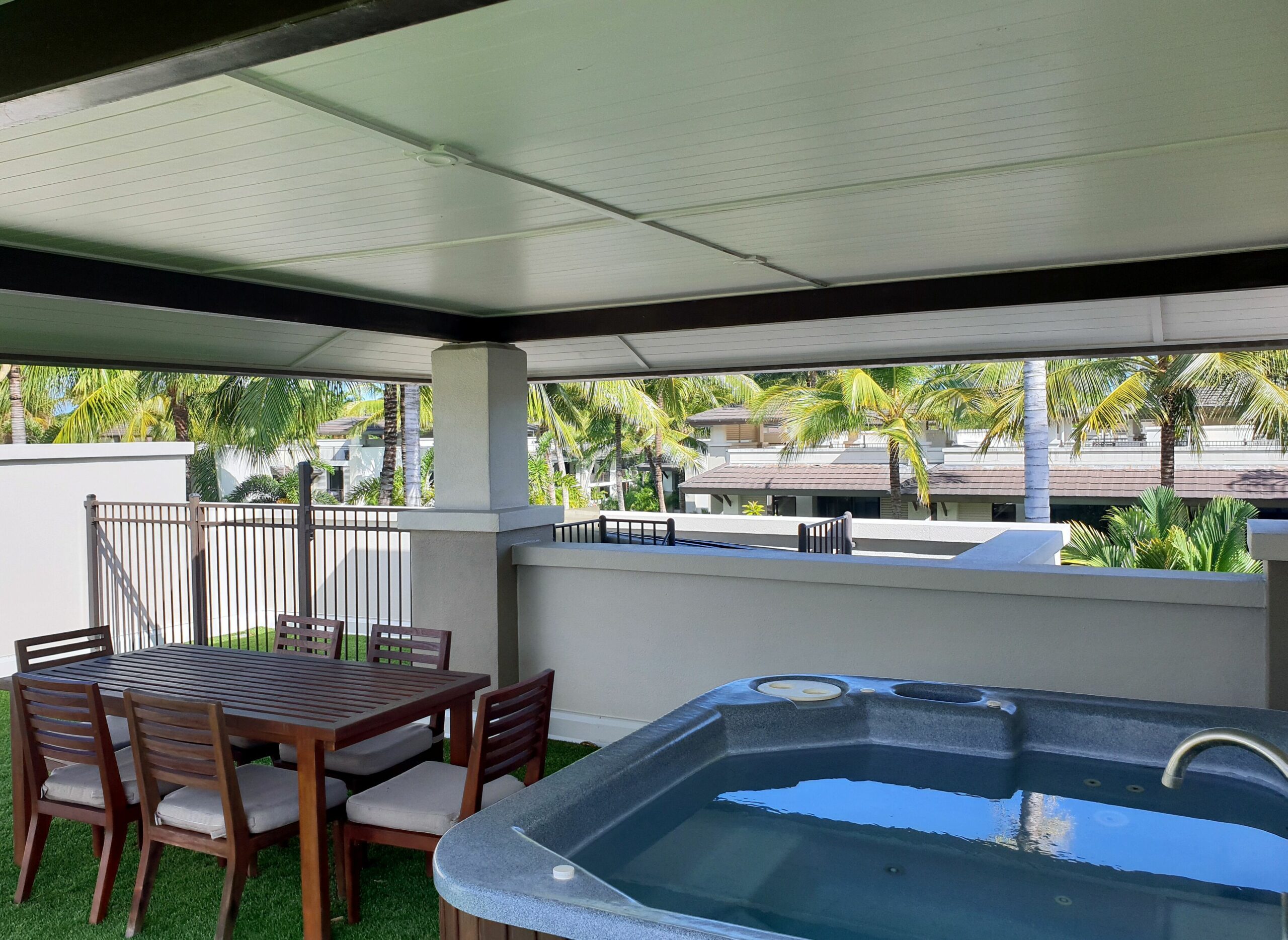 227 Sea Temple Port Douglas 2 Bedroom Penthouse Apt - Free WIFI