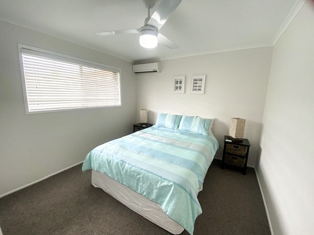 Bay Vista - Burrum Heads- Beachfront- 3 Br-aircon-pets Welcome