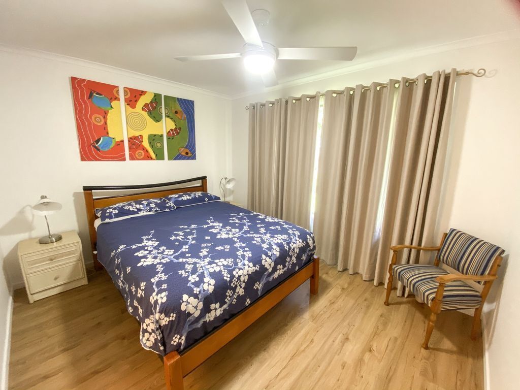 Yolanda - Burrum Heads- Beachfront - 3br- Aircon