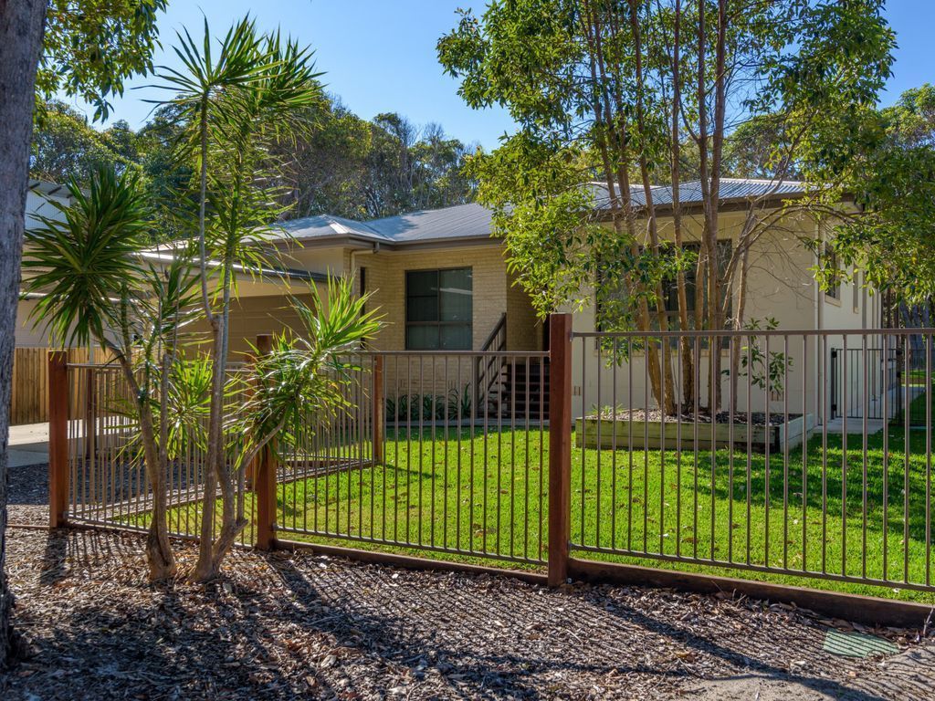 7 Ibis Court - Spacious Family Home With Large Outdoor Area, Swimming Pool & Ample Parking