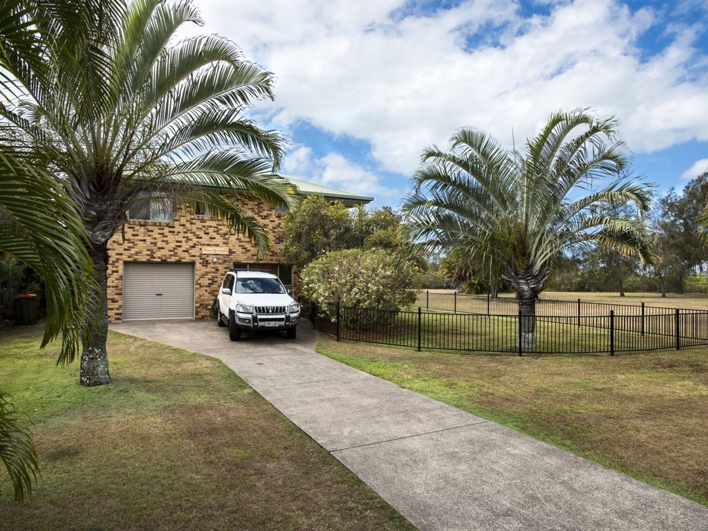 Driftwood Beach House- Pool - Close To Beach - 4BR - Wifi