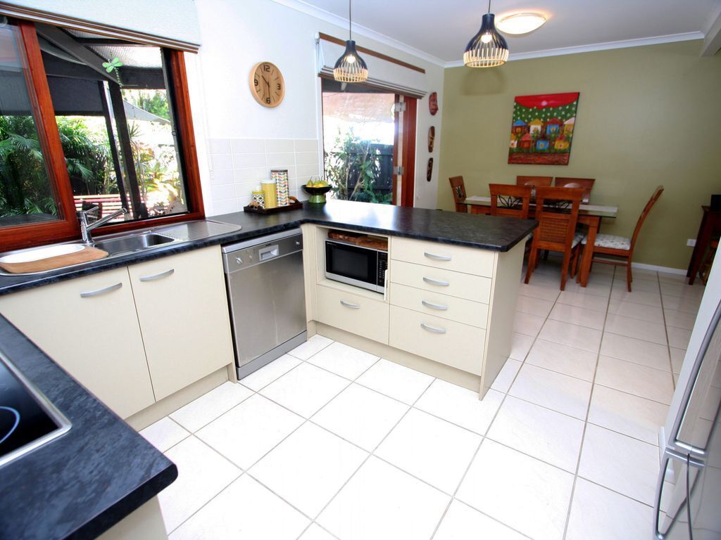 1/28 Moffat Street, Moffat Beach QLD