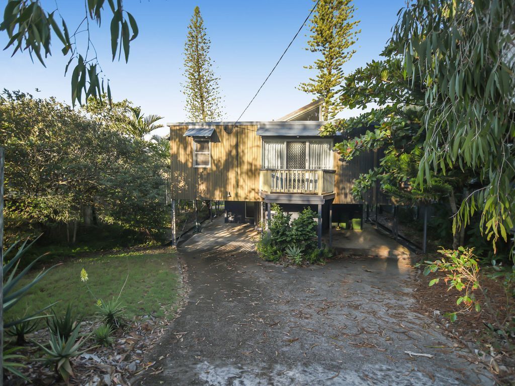 Summer Place - 24 Shearwater Street