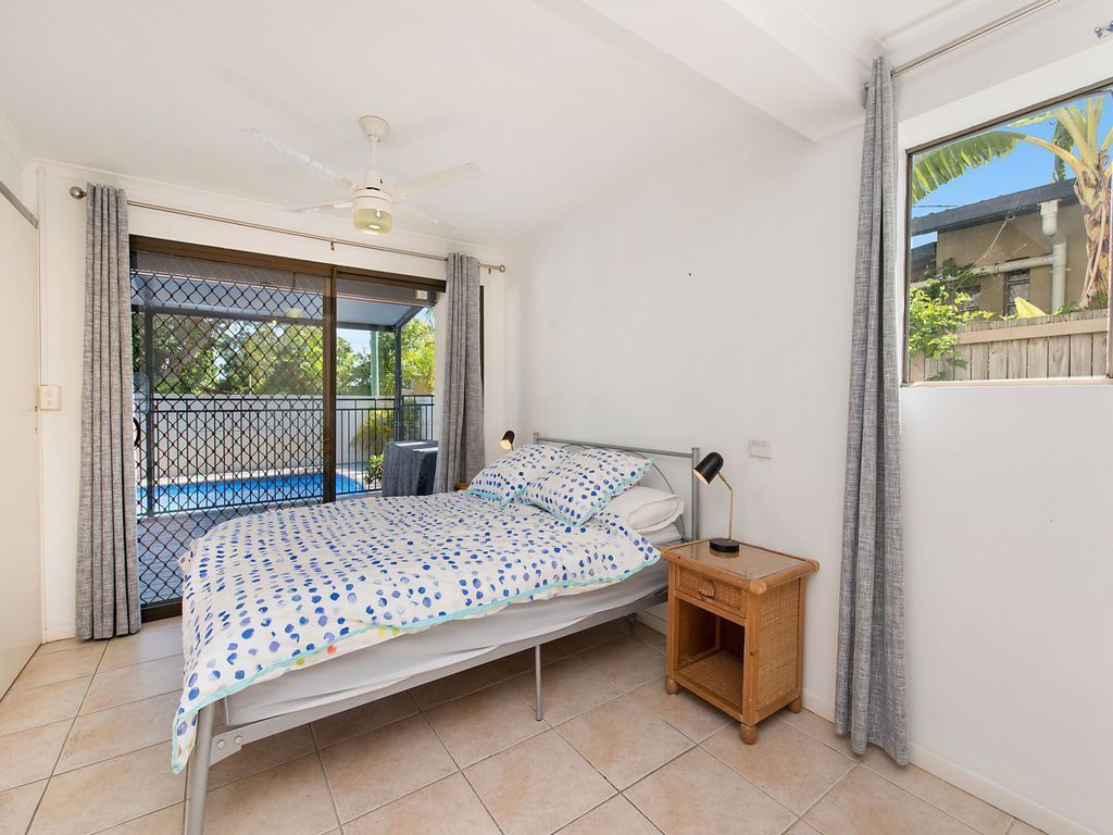 47 Macdonald St Dicky Beach QLD