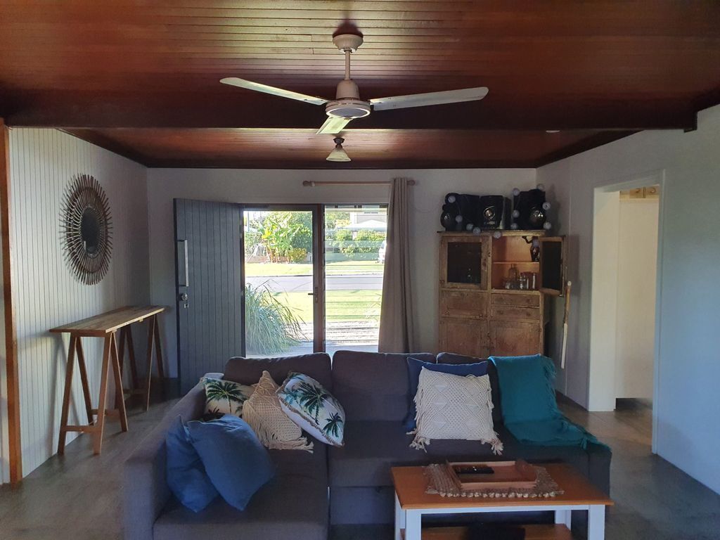 12 Zircon Street - Renovated Beach Shack With the Perfect Blend of Comfort and Coastal Cool