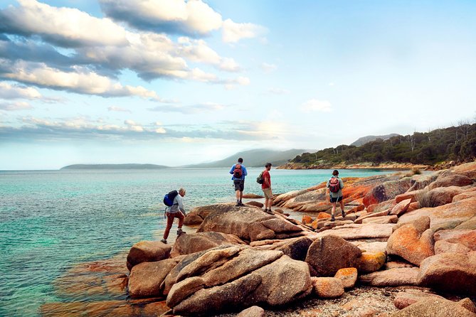 Great Walks of Australia: 4-Day Freycinet Experience Walk