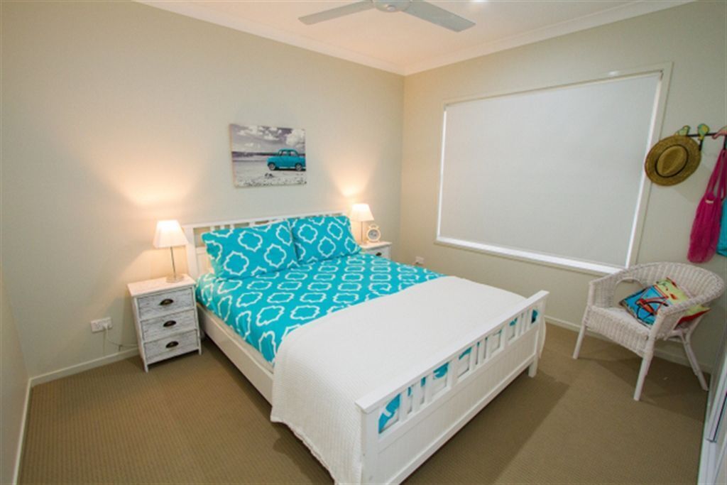 The Boat House - Luxury 3 Bedroom Hampton Style Beach House With Stunning Ocean & Hinterland Views