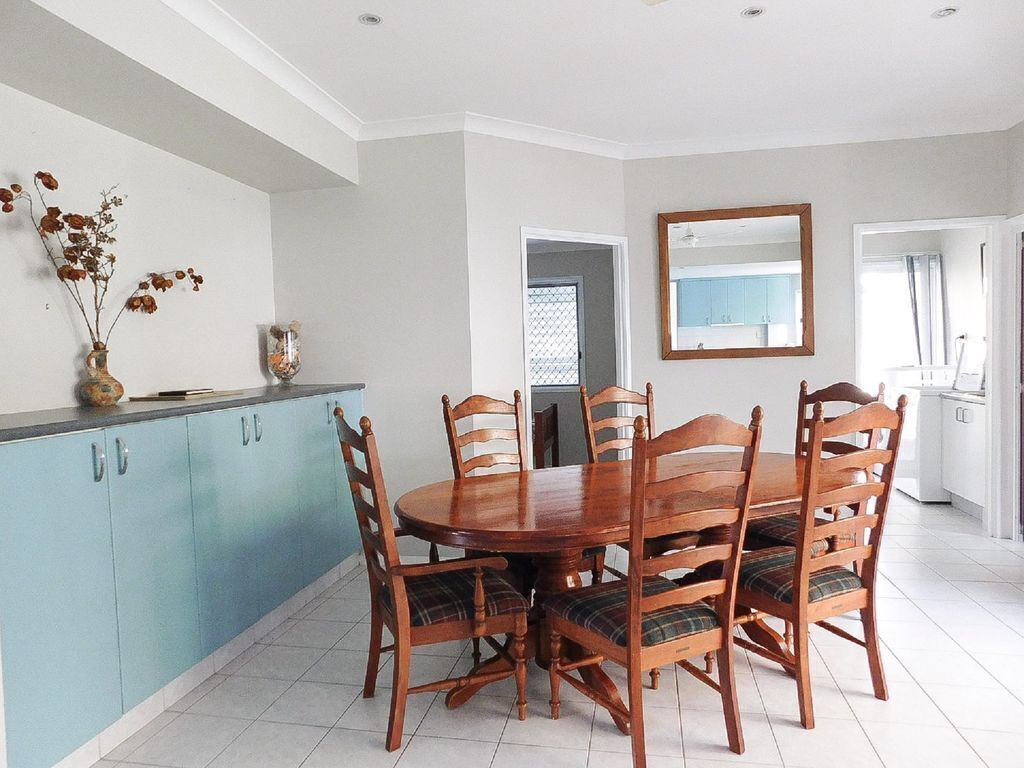 Stonesthro - Burrum Heads- Close To Beach - 5br- Aircon