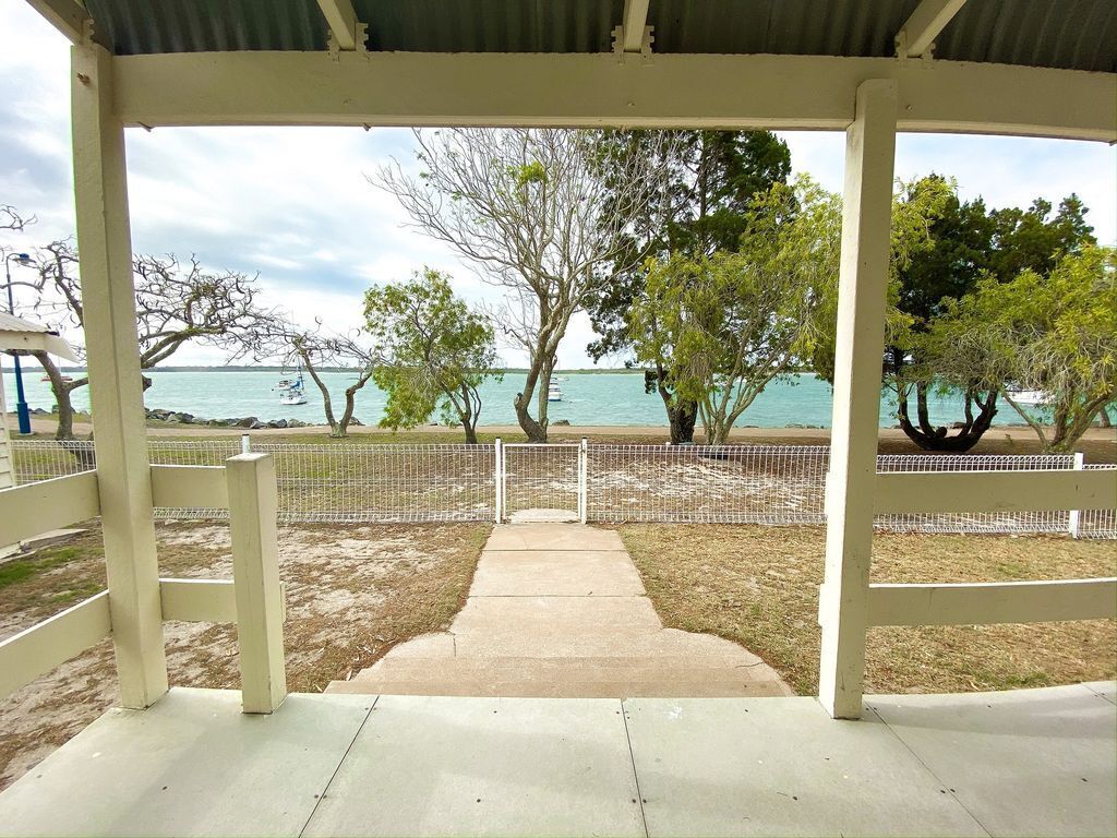 Beachcomber – Burrum Heads – Riverfront – 2BR – Pets Welcome