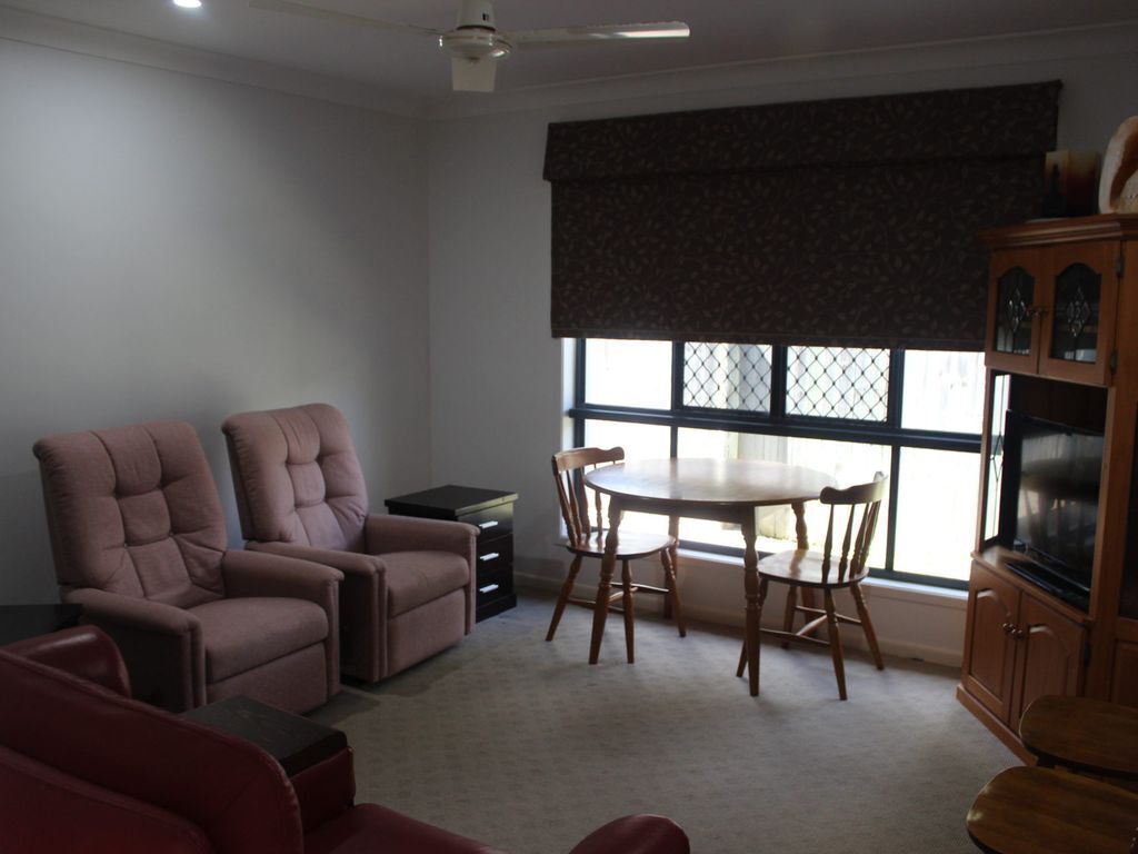 Seahaven - Toogoom- Beachfront- 4br- Aircon- Pets Welcome