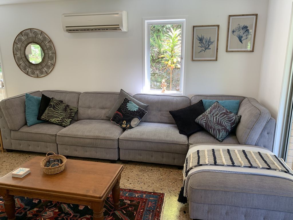 Billy's Beach Retreat-coolum Beach- Pet Friendly Home-linen Included-free Wi-fi