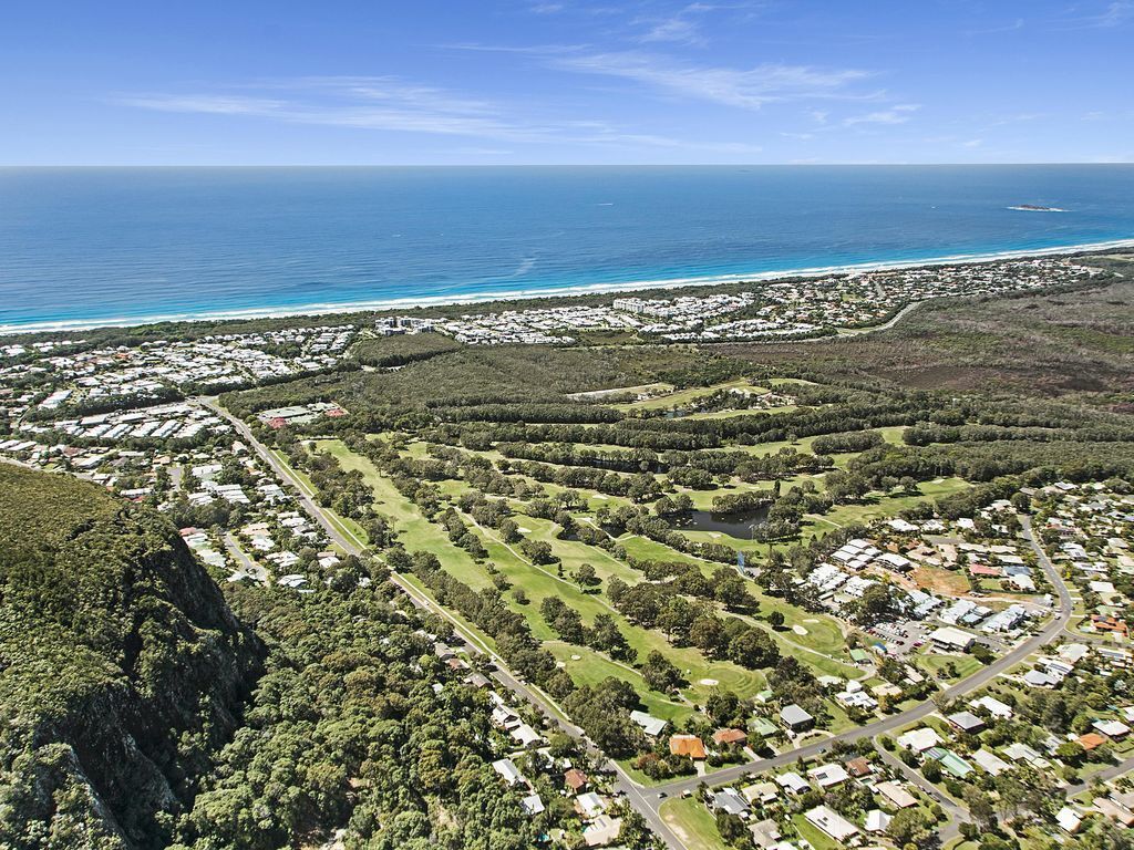 Growder Court 3 - Coolum Beach QLD - Free Wifi - Beach - Noosa - Australia Zoo - Mount Coolum - Sunshine Coast