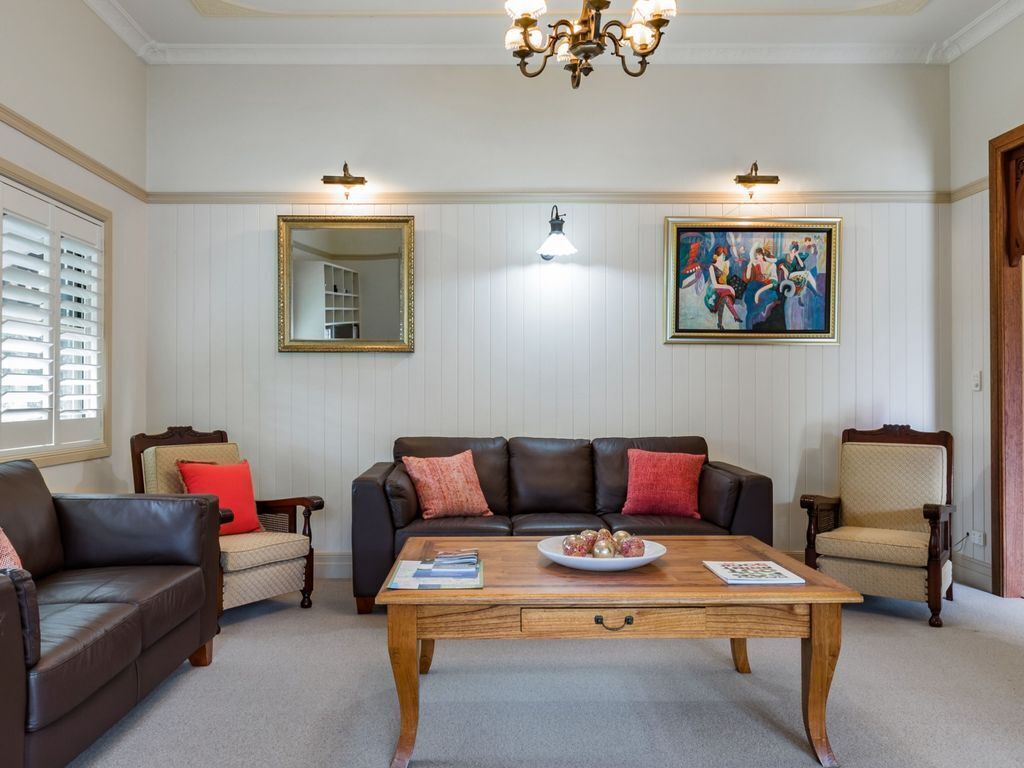 Gracious Spacious & Charming Queenslander, Walk Into Maleny