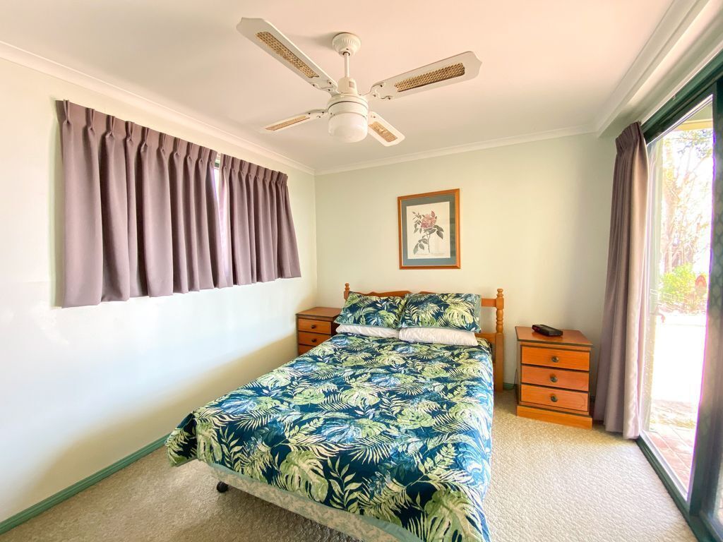 Seaspray Downstairs - Burrum Heads- Riverfront - 2br- Large Yard