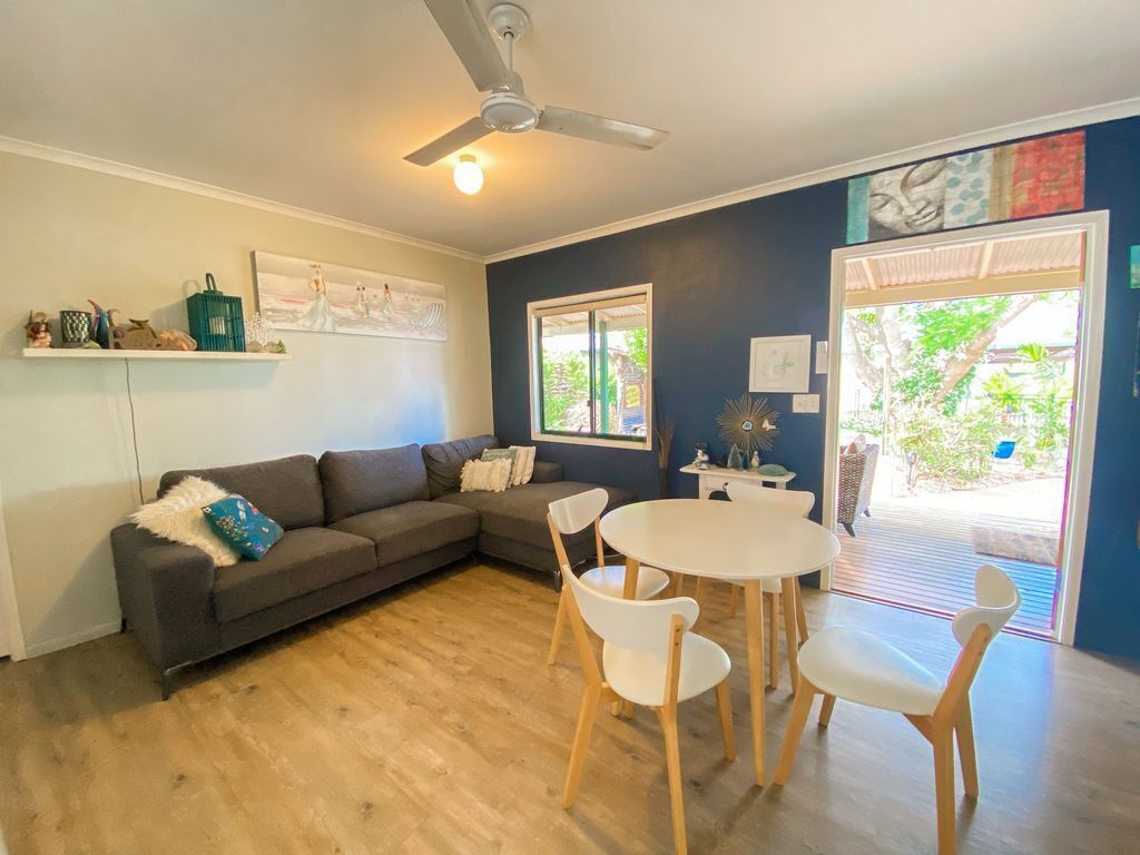 The Batch - Burrum Heads - Walk To Beach - 2BR - Pets Welcome