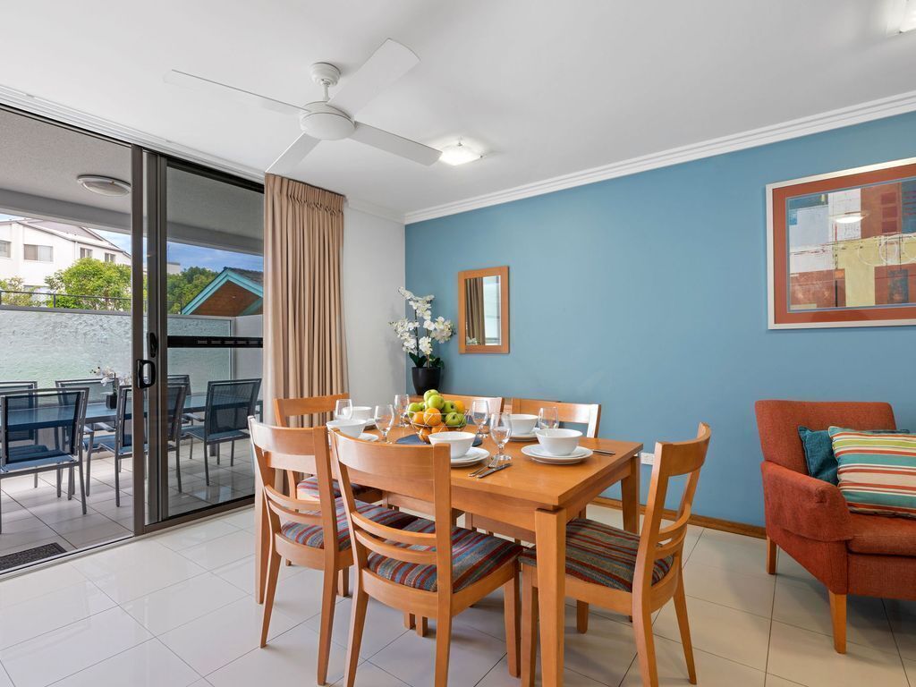 3BR Coolum Beach Escape 🌴Deck😎Pool💦Spa🎾Tennis