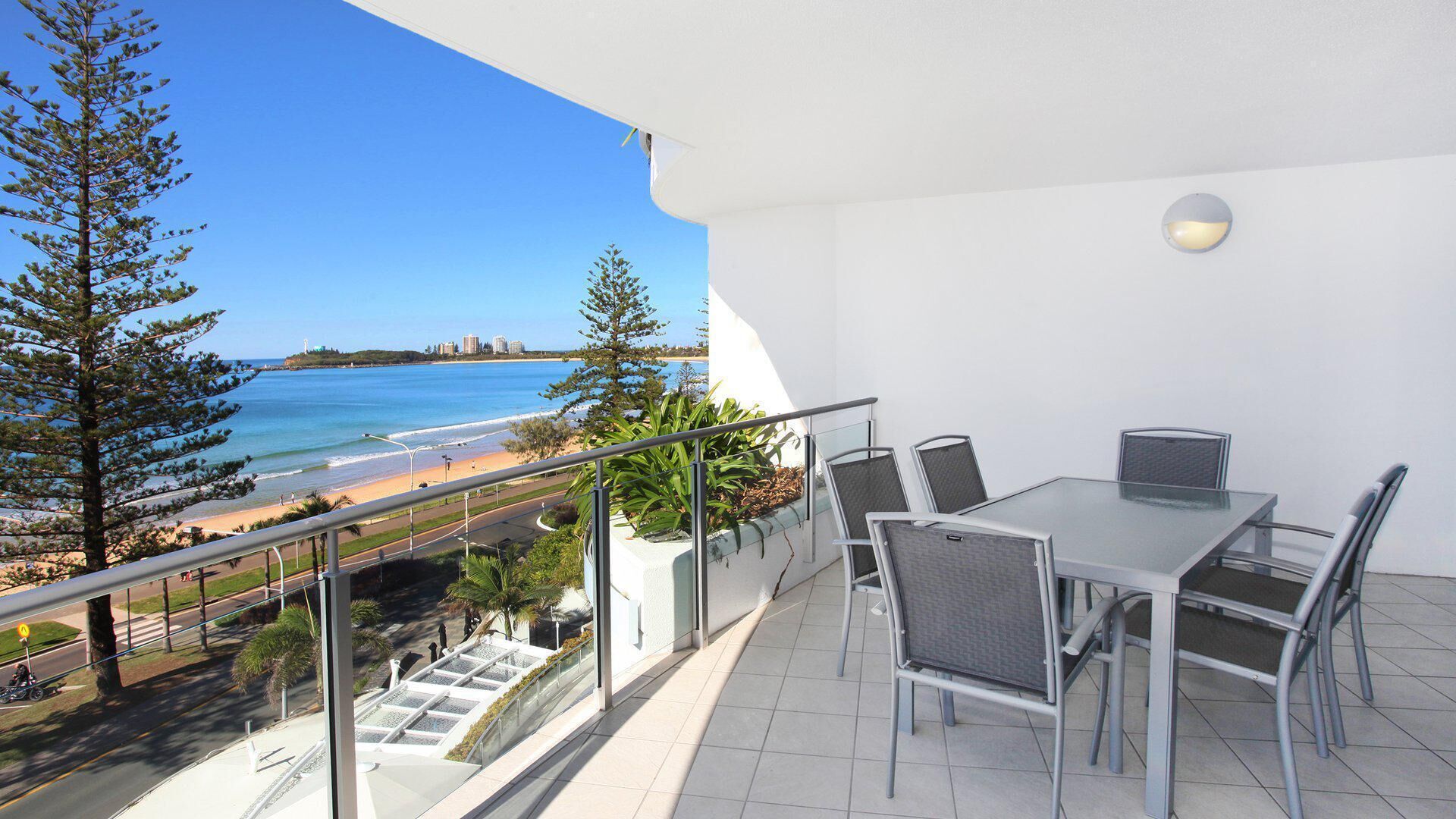 Sirocco 506 - Two Bedroom Unit Sleep 6 - Free Wifi - Located on the Front of Mooloolaba Esplanade