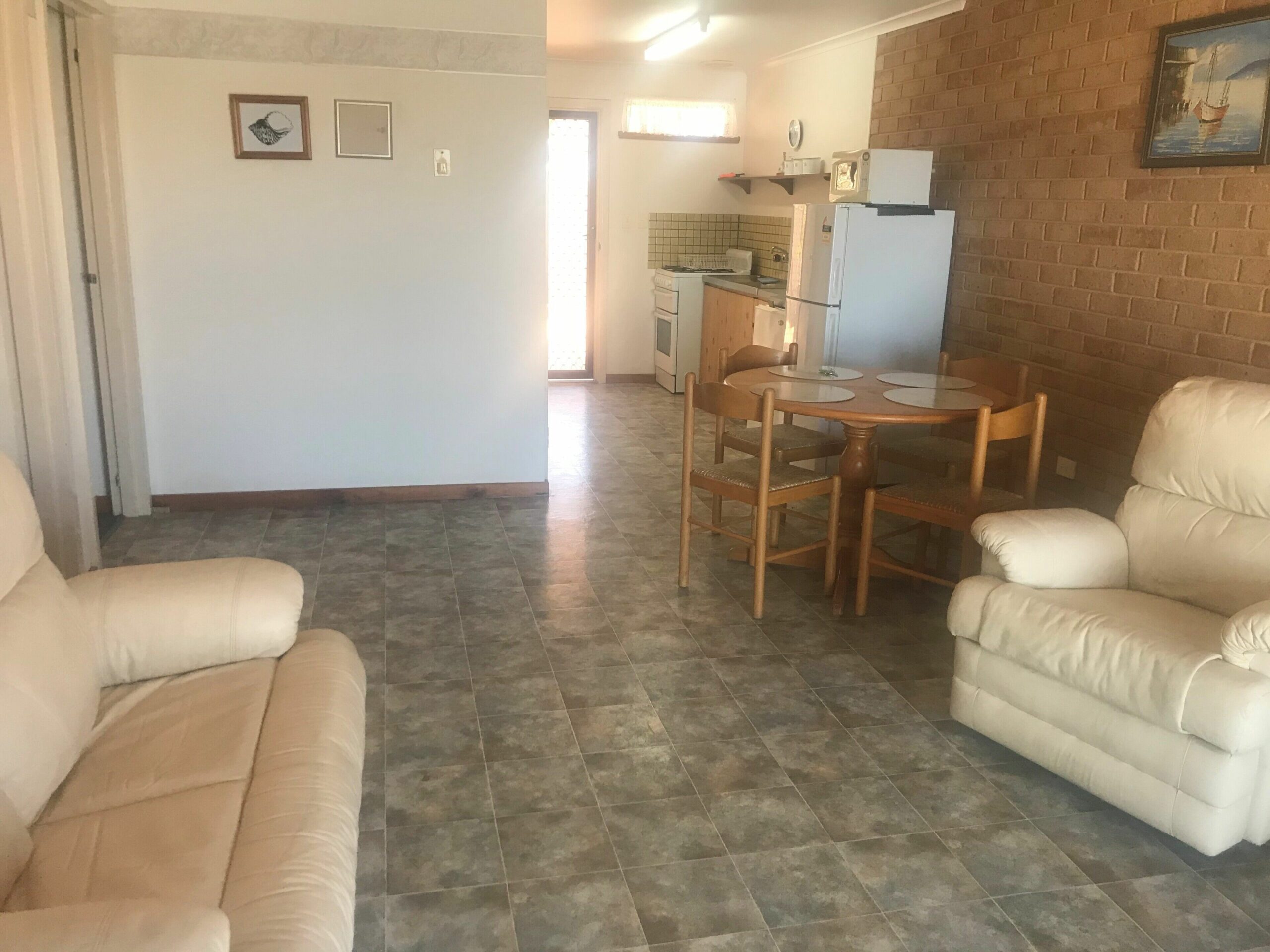 Unit in Hartog Cres - Denham, Shark Bay