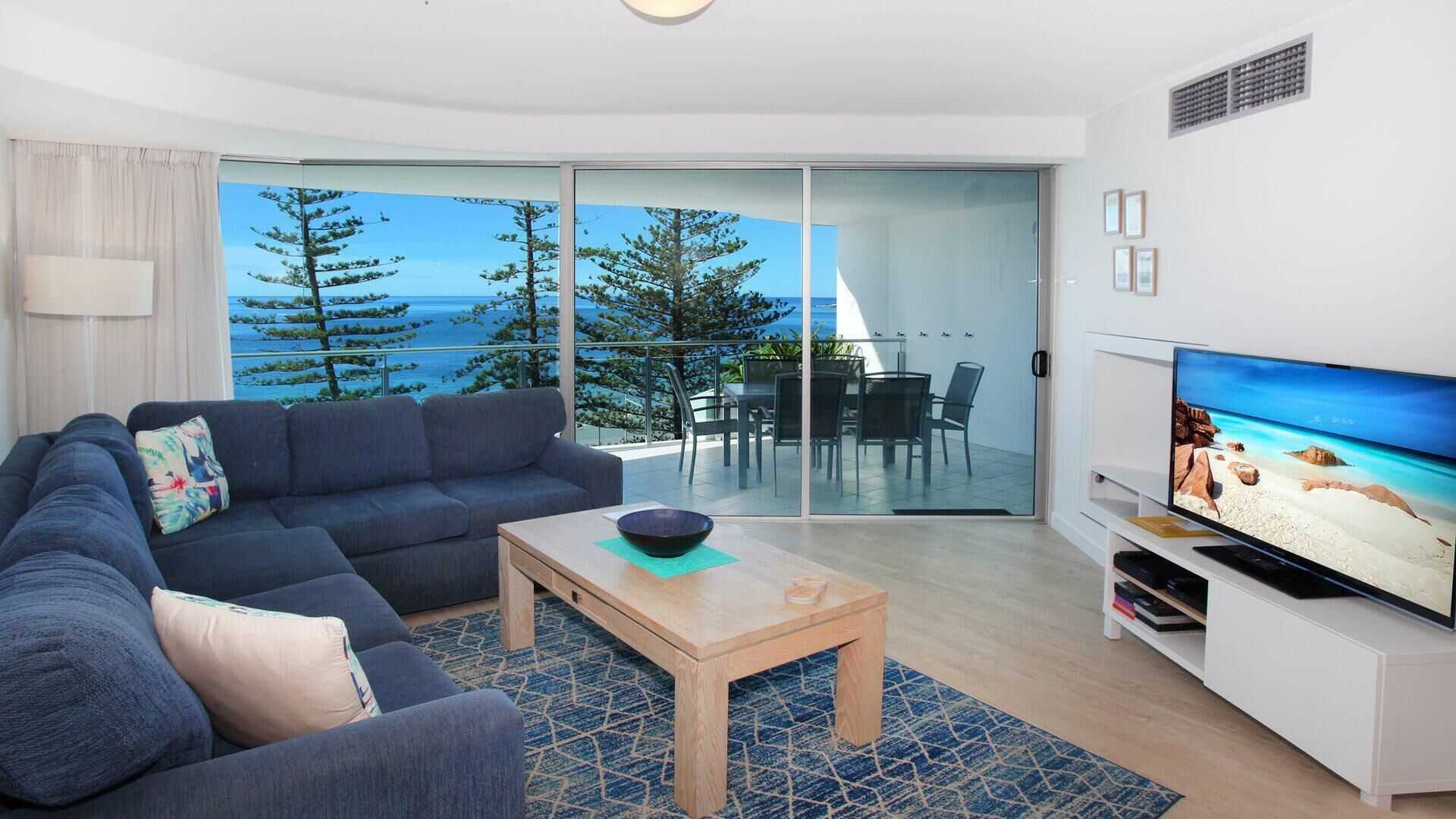 Sirocco 506 - Two Bedroom Unit Sleep 6 - Free Wifi - Located on the Front of Mooloolaba Esplanade