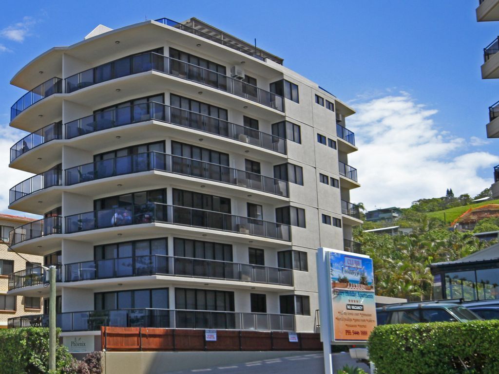 Stylish Beachfront Holiday Apartment