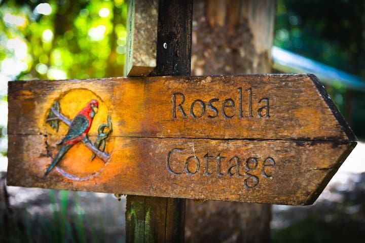 Relaxing Rosella Cottage With Beautiful River Views