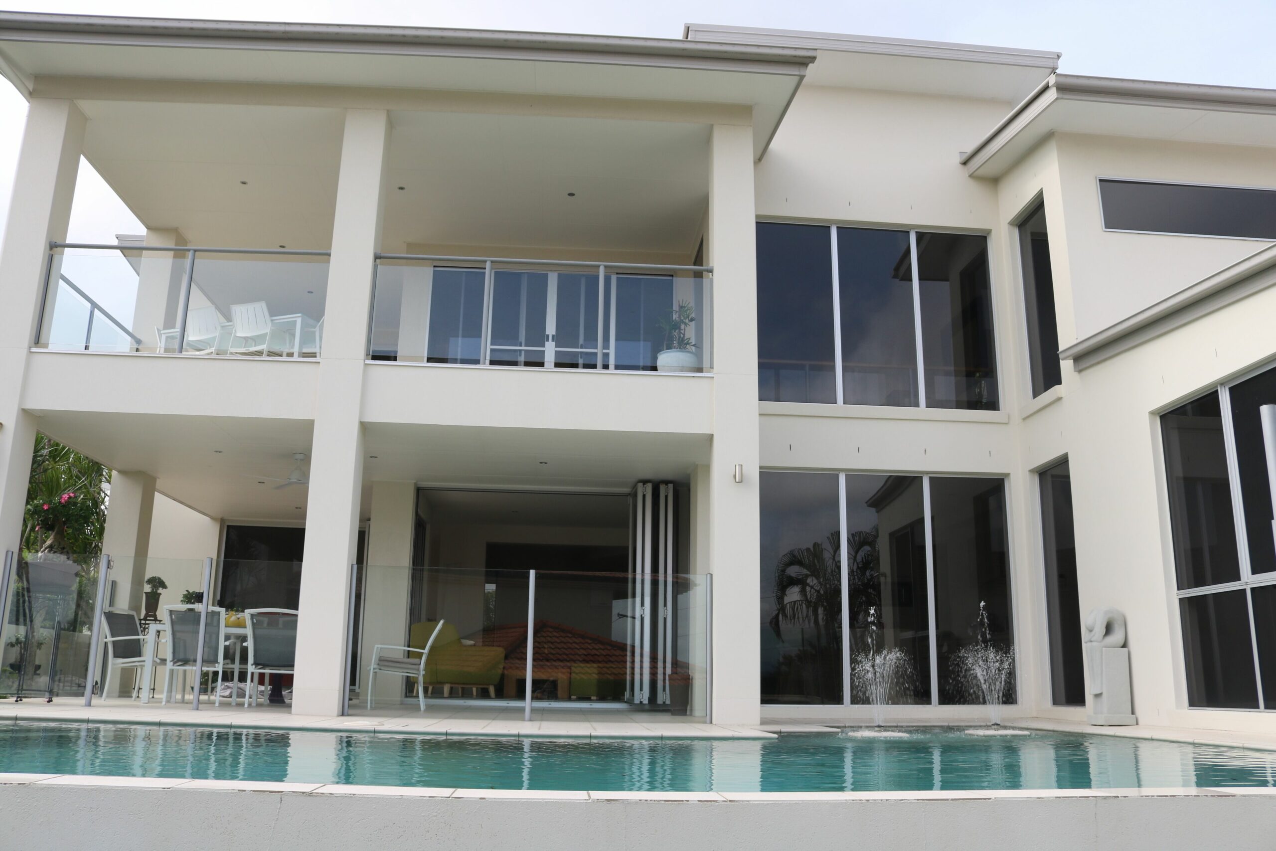 BUDERIM MANSION OCEAN VIEWS