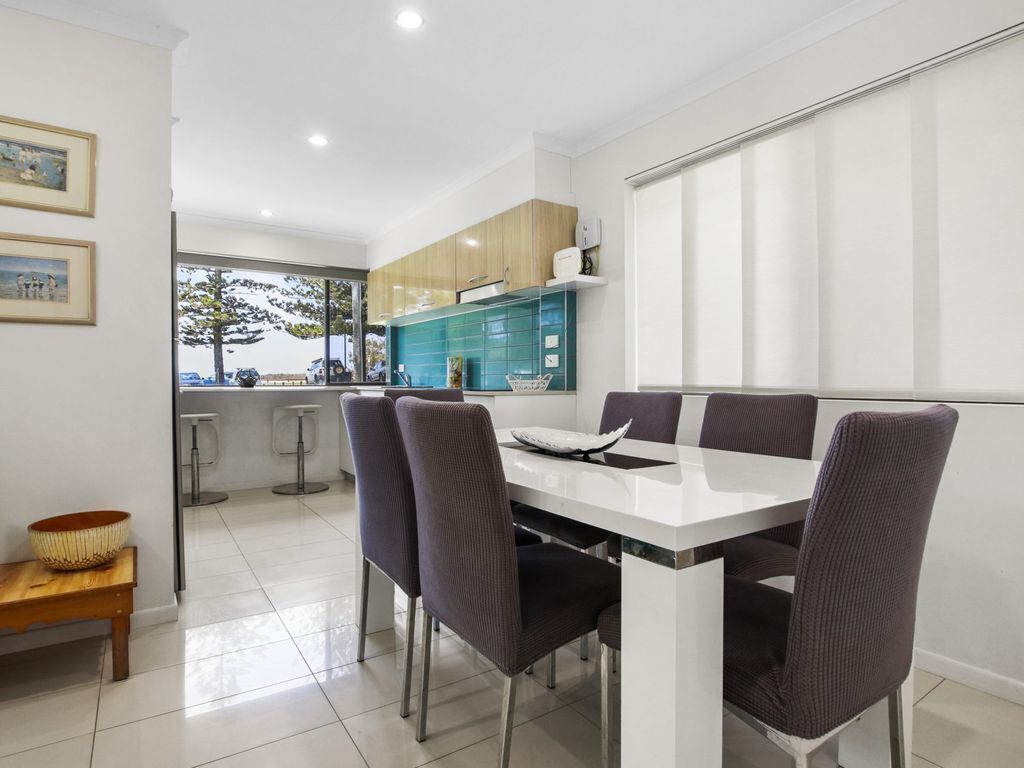 Golden Shores Unit 1, 21 Landsborough Parade