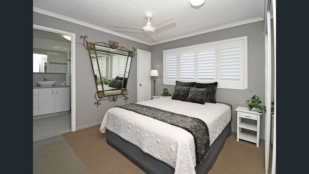 Beachfront Luxury Apartment Hervey BAY