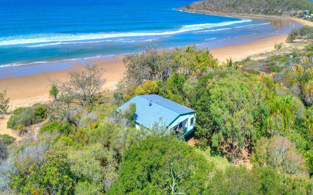 Nick's Place - ON Beach Holiday House