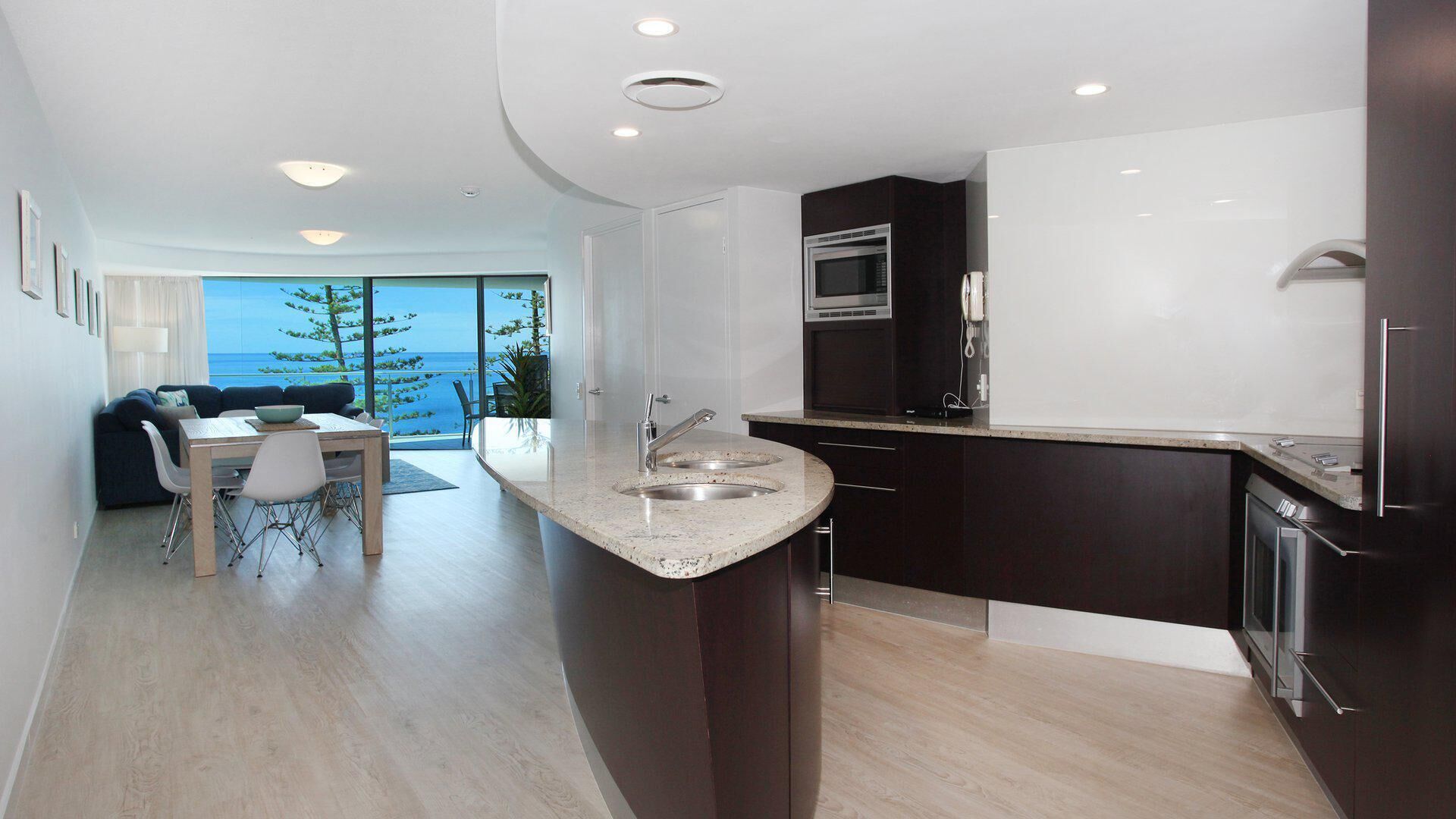 Sirocco 506 - Two Bedroom Unit Sleep 6 - Free Wifi - Located on the Front of Mooloolaba Esplanade