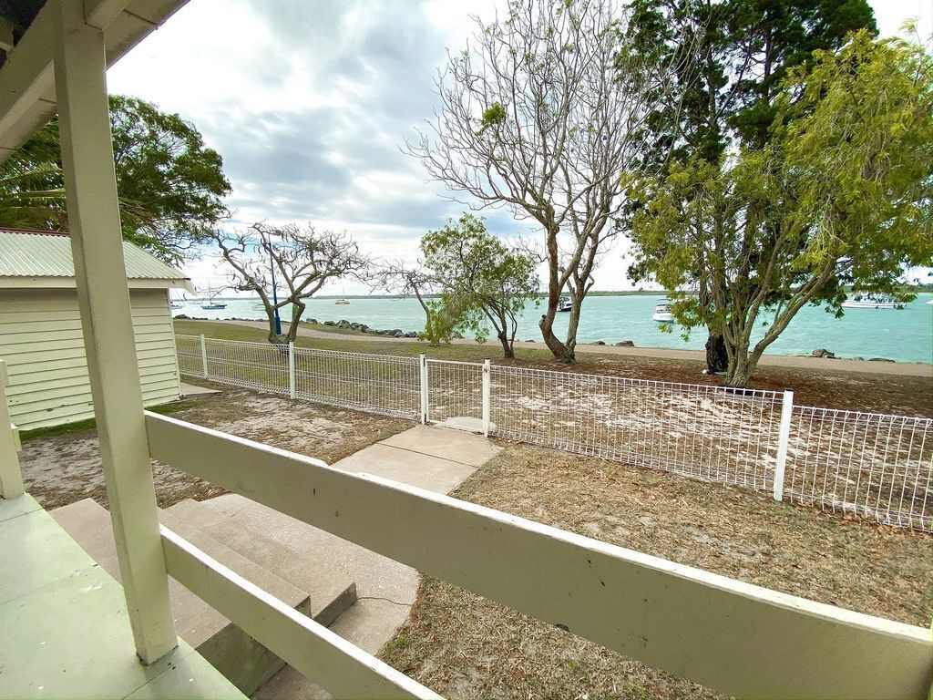 Beachcomber - Burrum Heads - Riverfront - 2BR - Pets Welcome