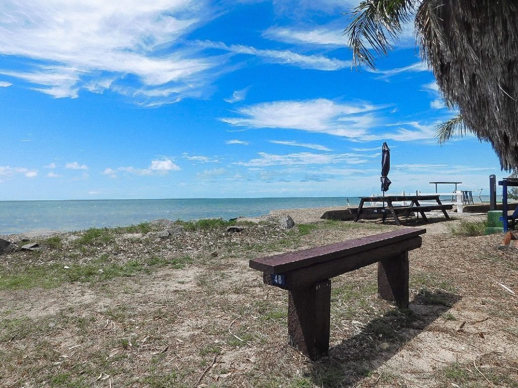 Moonshadow-burrum Heads- Beachfront- 3br- Water Views