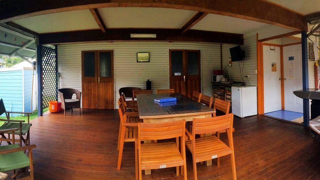 Fraser Island Classic Beach House - 1 Minute to the Beach