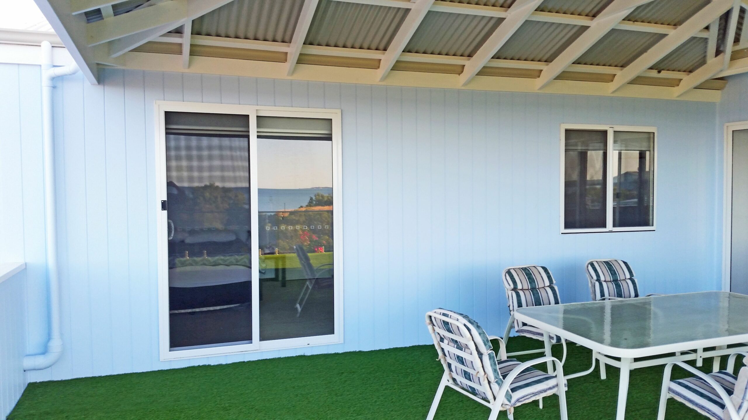 "Bay Reflections"  Magic Retreat with Absolutely Panoramic Views over Shark Bay.