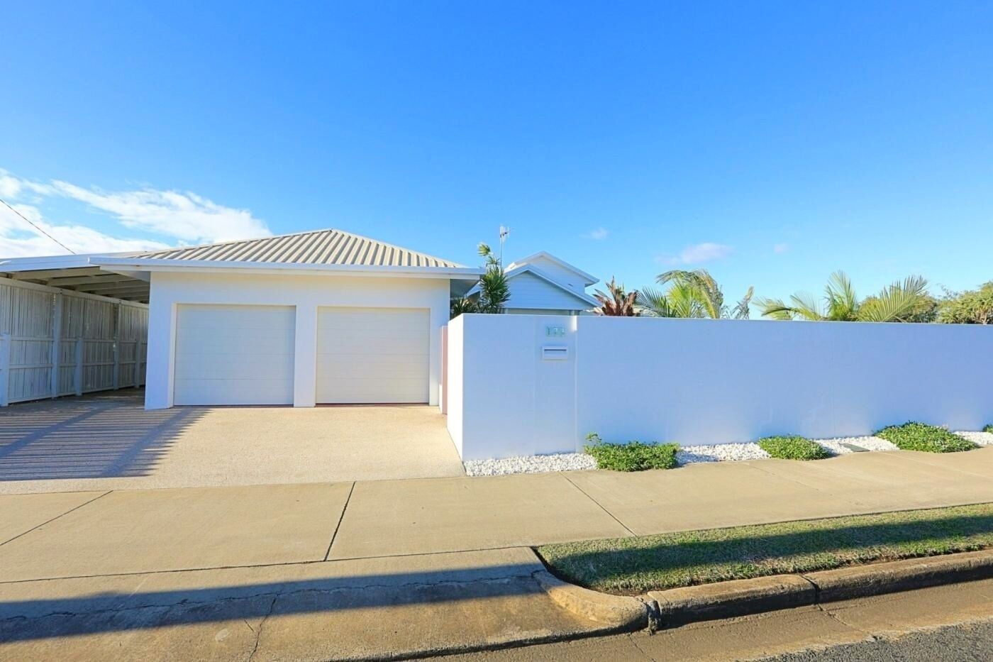 Ocean Front Bargara!