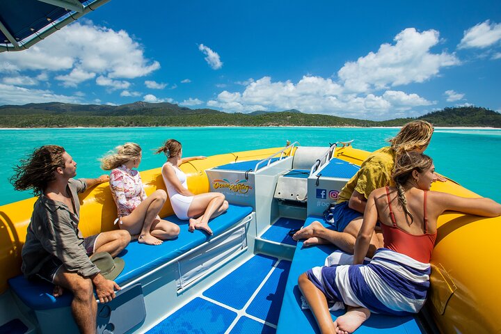Seastar Luxury Outer Great Barrier Reef Island and Reef Tour from Cairns
