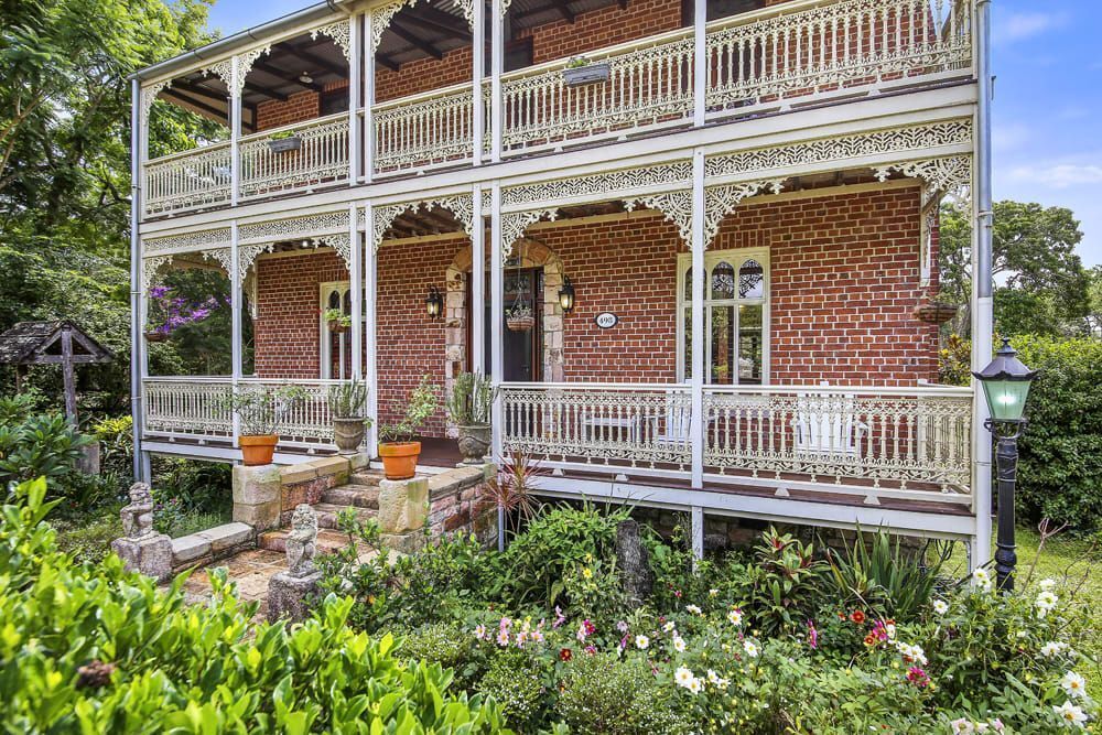 ? Currawong House Maleny ? Georgian Style Manor?