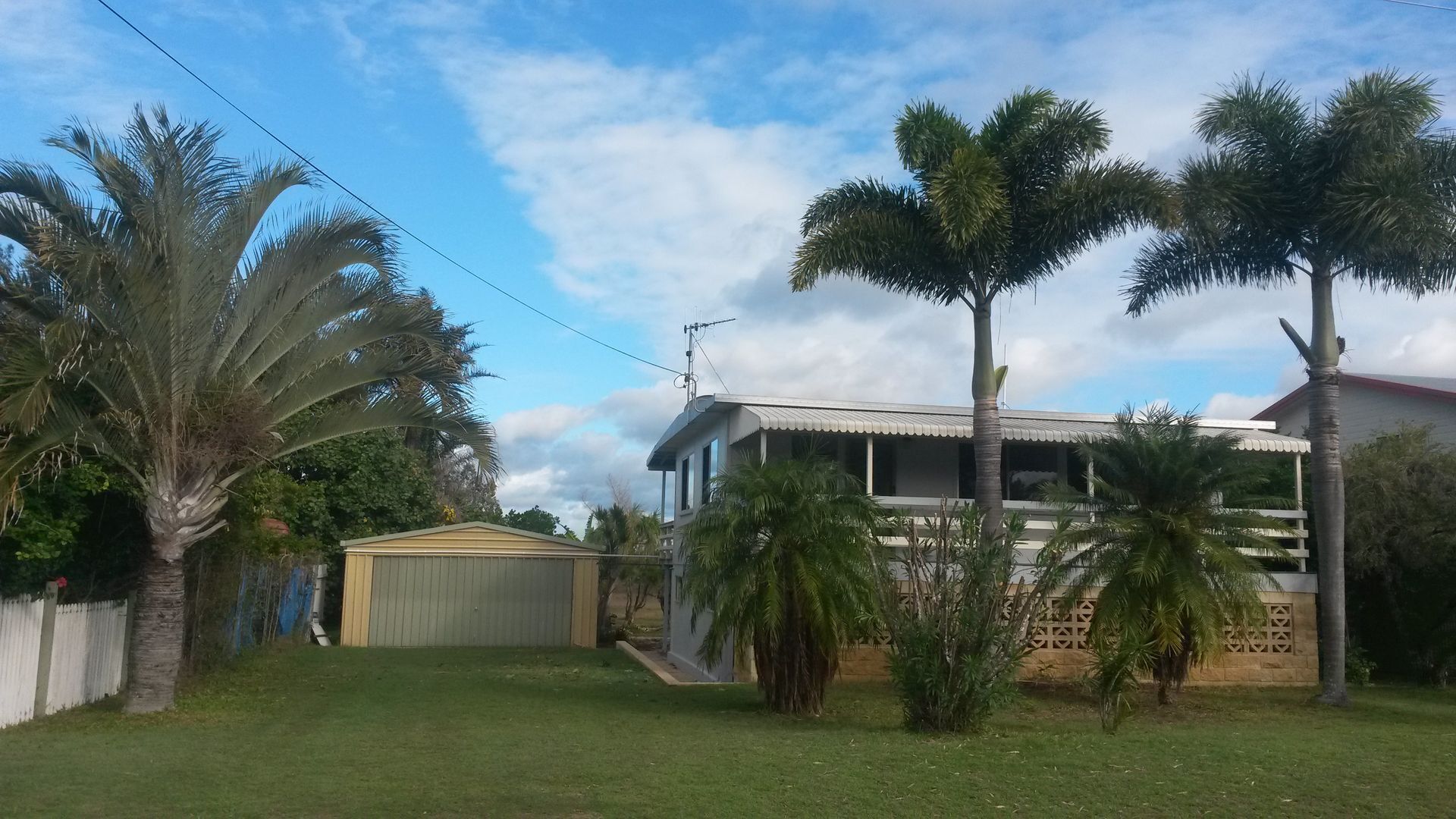 Boonooroo House - Pet Friendly - Fraser Coast - Gateway to Great Sandy Strait