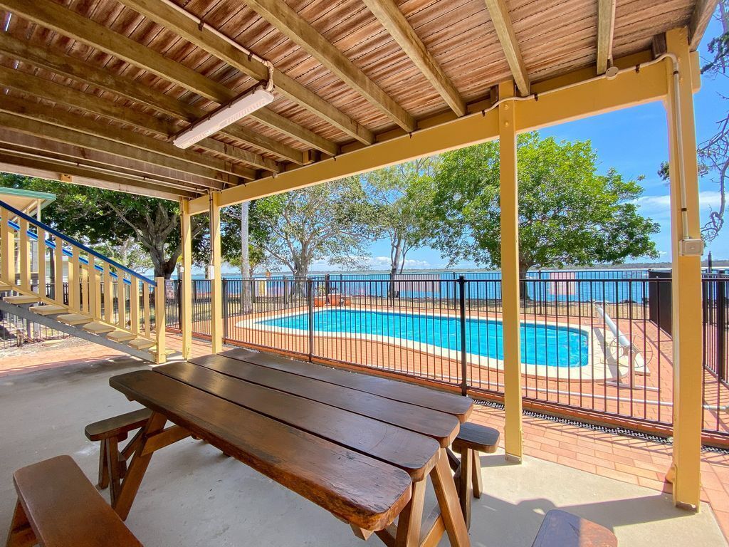 Ocean Shores Down – Burrum Heads- Riverfront – Pool – 2BR