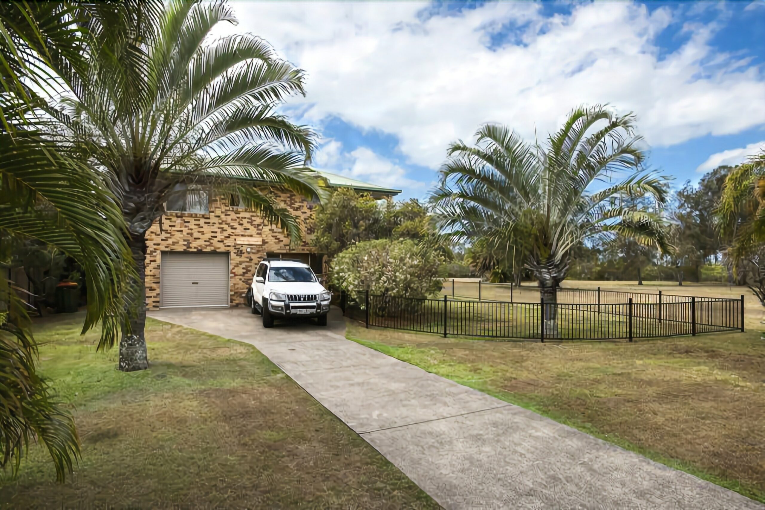 Driftwood Beach House - Pool, Beach, Pet Friendly