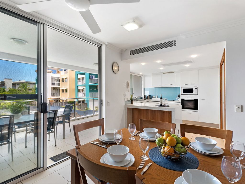 2BR Coolum Beach Rooftop Deckspa Tennis Pool