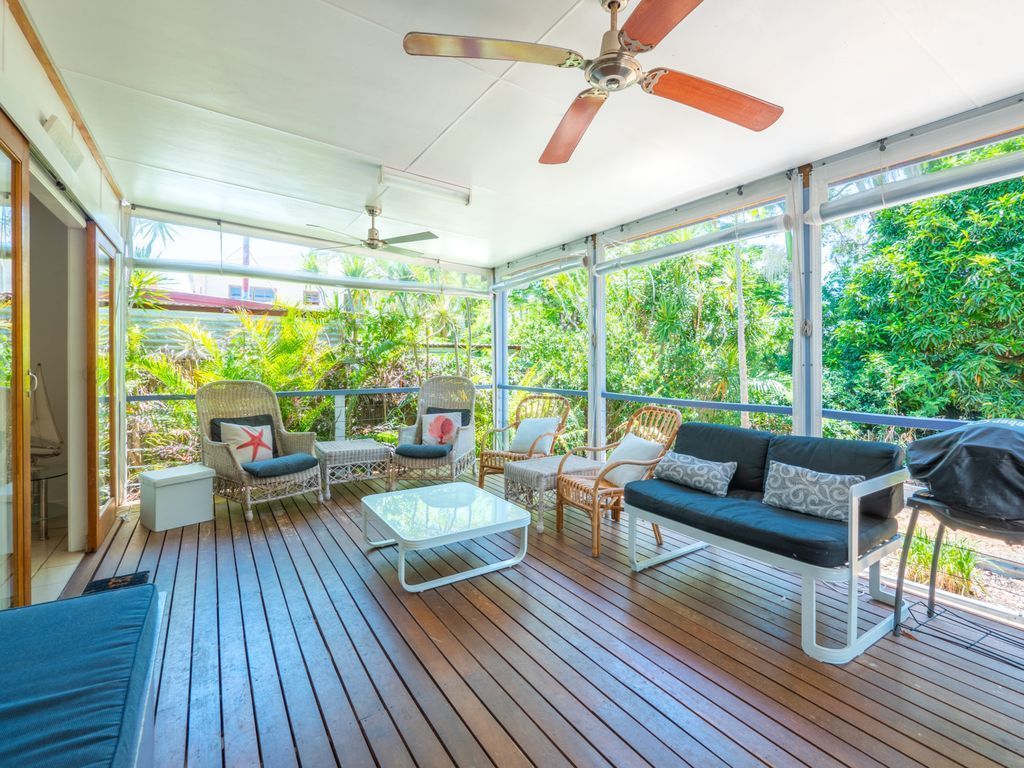 Gull Cottage,129 Landsborough Pde, Golden Beach