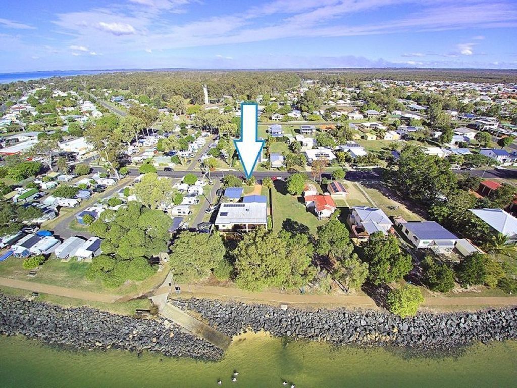 Go Fish - Burrum Heads - Riverfront - 4BR - Pets Welcome