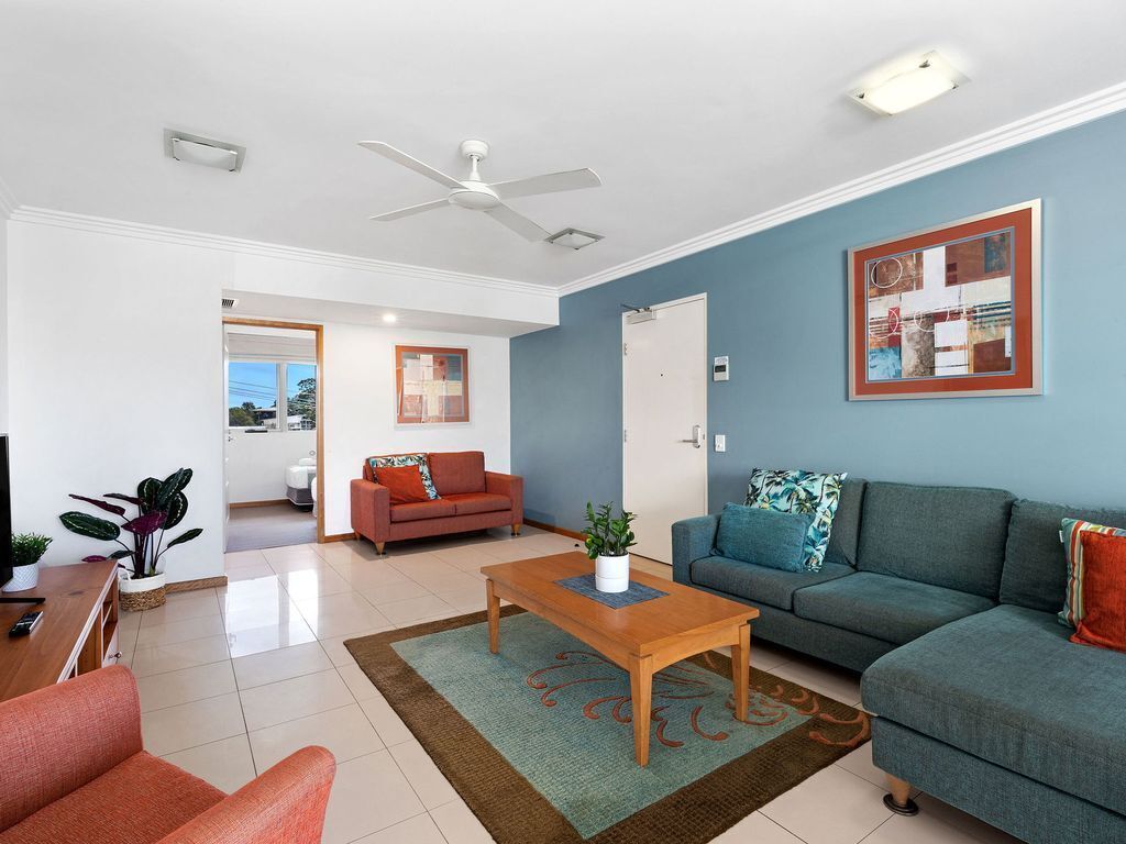 2BR Coolum Beach Rooftop Deckspa Tennis Pool