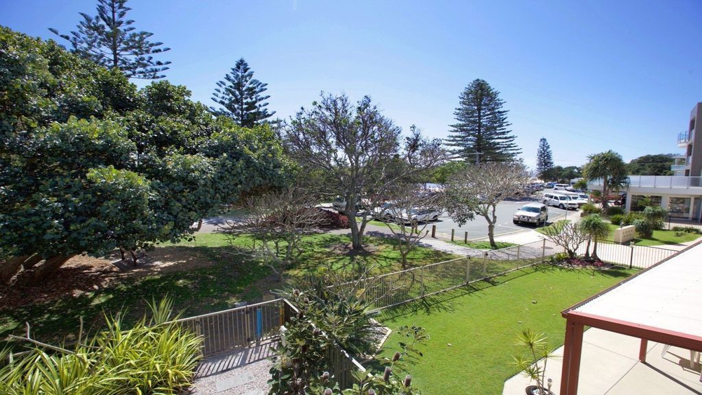 19 Hume Parade Unit 1 Currimundi QLD 4551