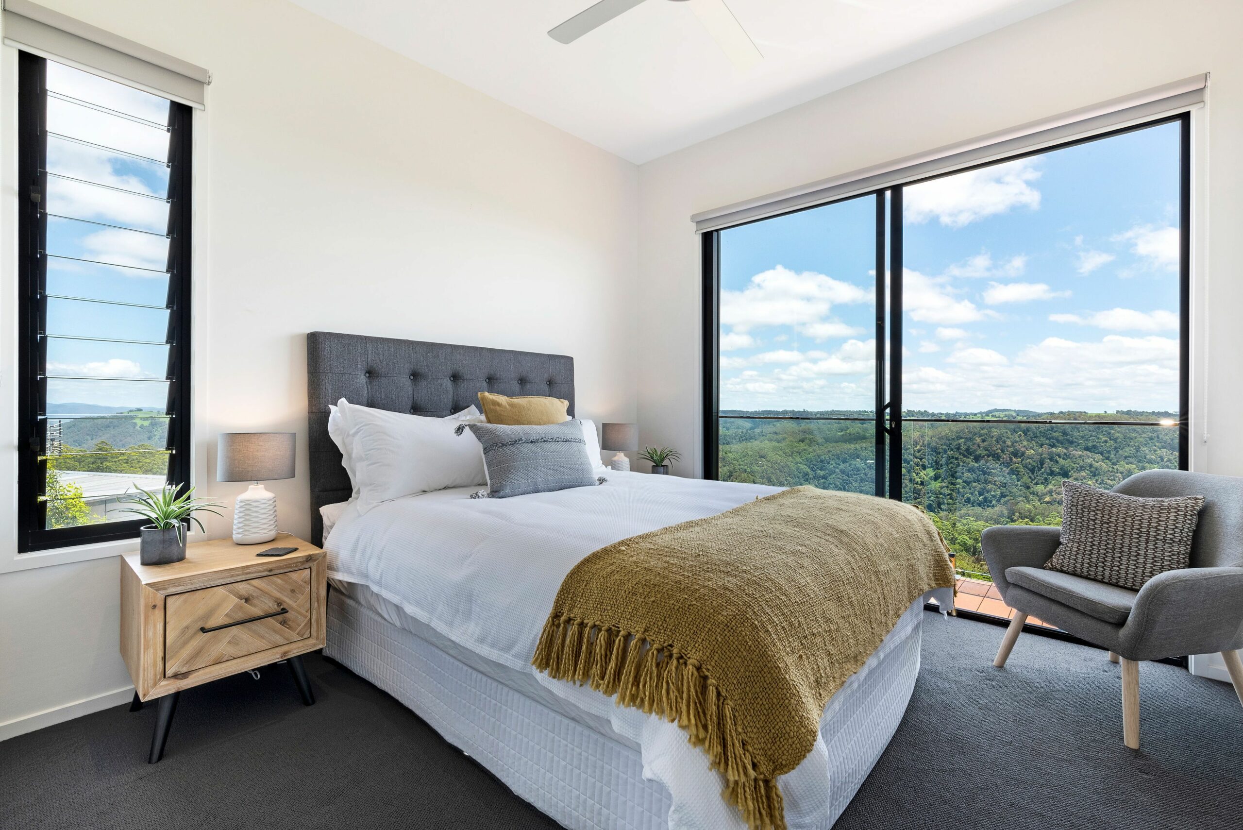 Luxury Cabins – Best Views in Maleny